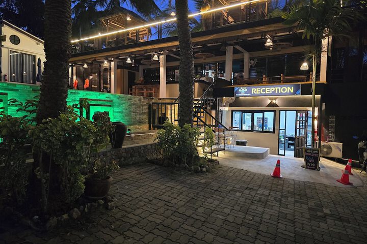 Guest Lobby