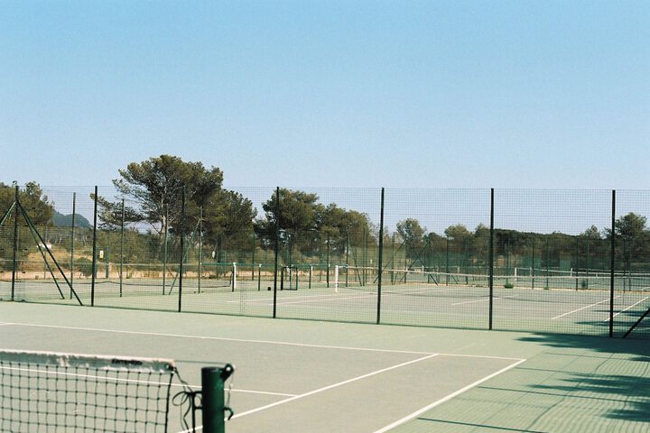 Tennis court
