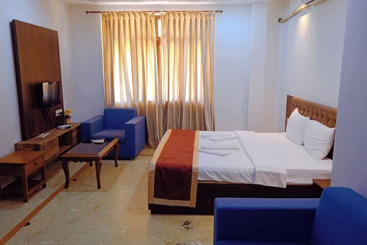Room 20 of 48