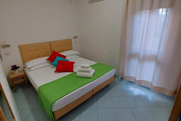 Room 12 of 65