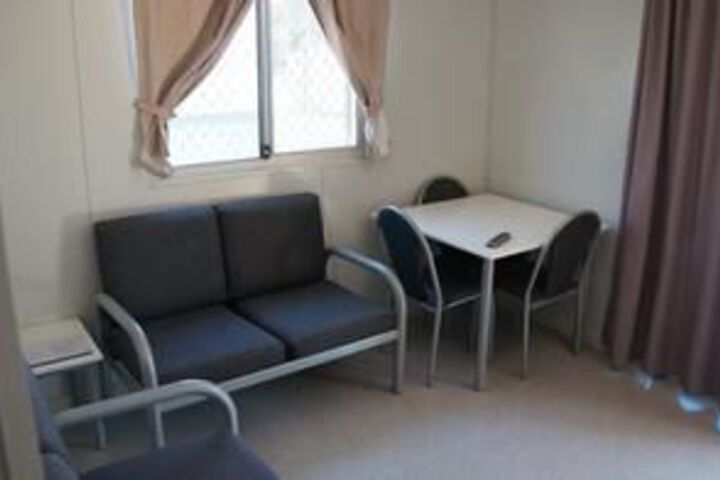 Room 7 of 9