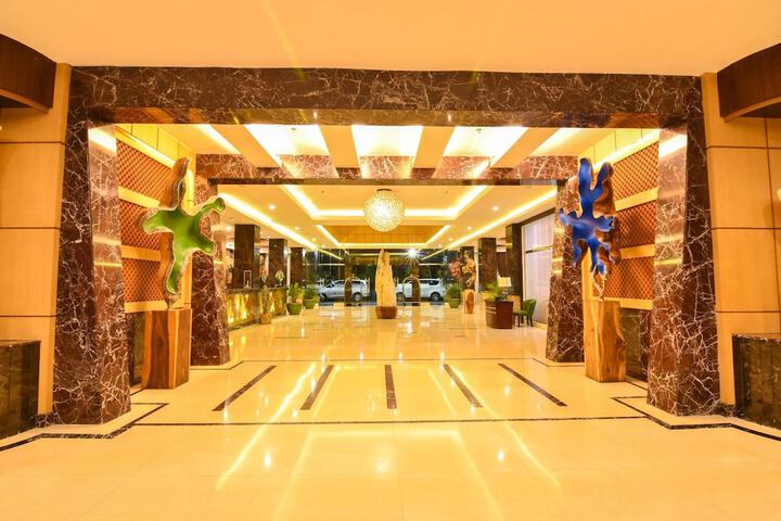 Hotel Interior 10 of 49