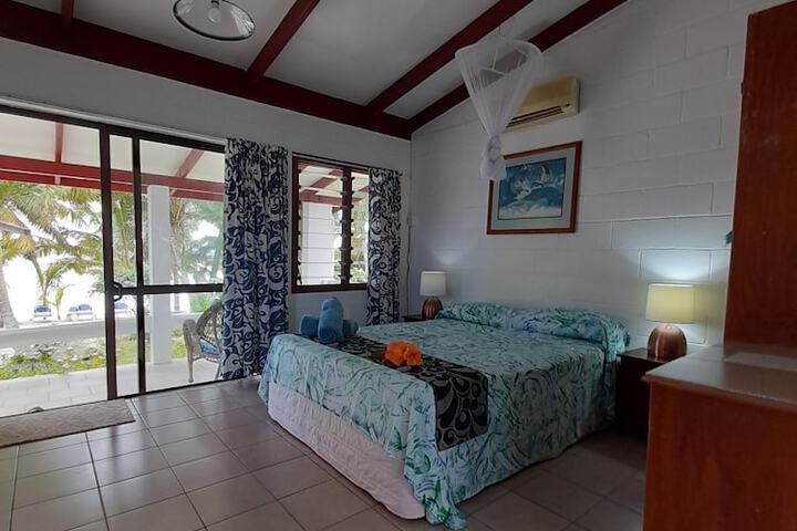 Room 6 of 17