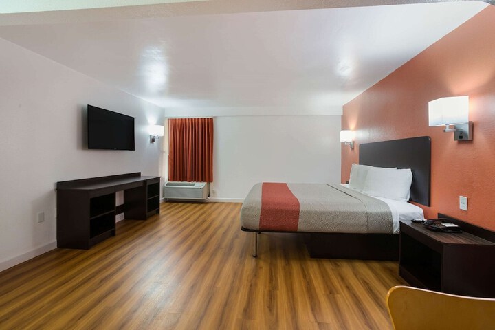 Room 15 of 45