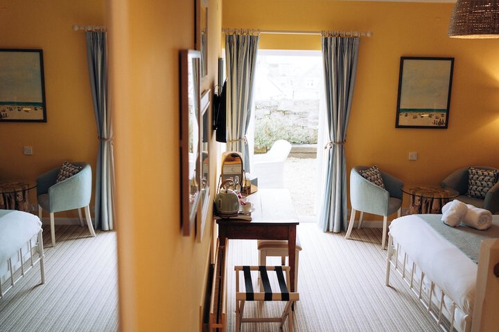 Room 37 of 54