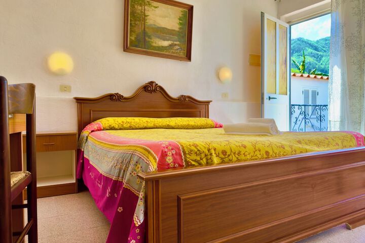 Room 20 of 73