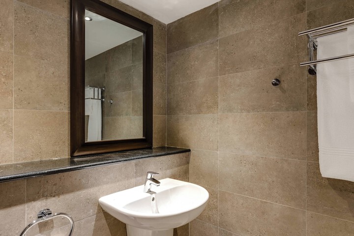 Room 15 of 41