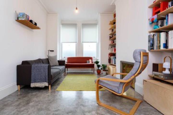 Room 14 of 24