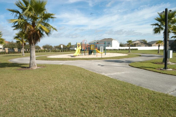 Property Grounds 20 of 24