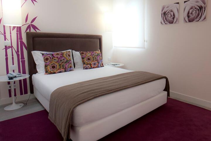 Room 8 of 35