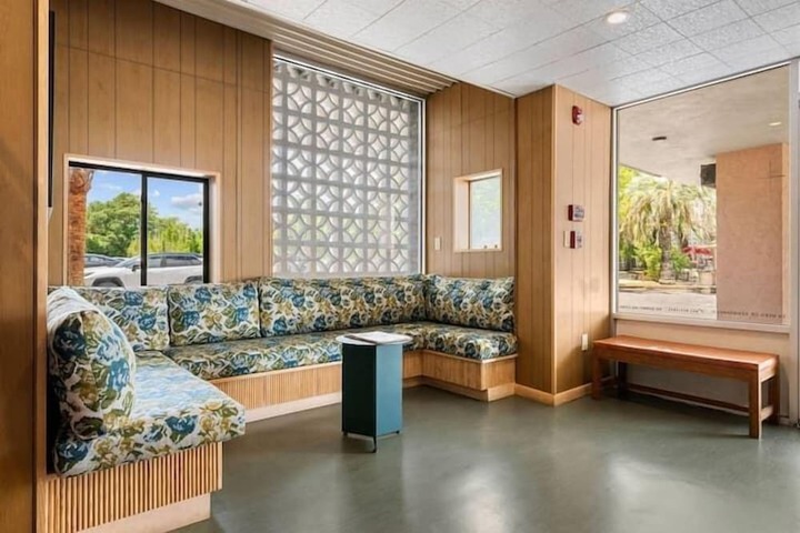 Hotel Interior 6 of 48