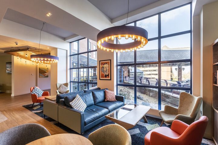 Hotel 70 of 75