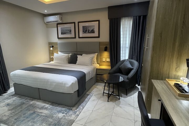 Room 13 of 46