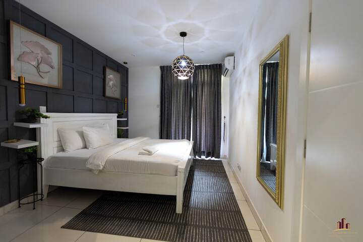Room 153 of 158