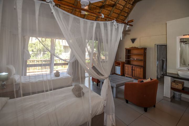Room 6 of 36