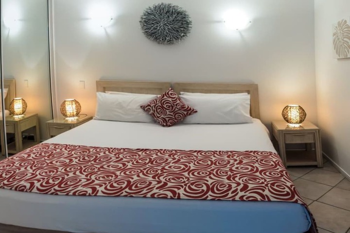 Oasis 4 at Palm Cove