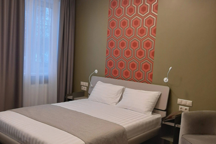 Room 18 of 26