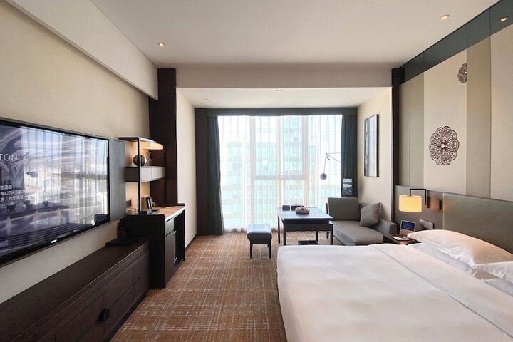 Room 13 of 48