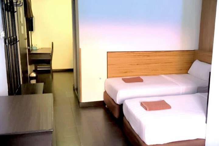 Room 22 of 30