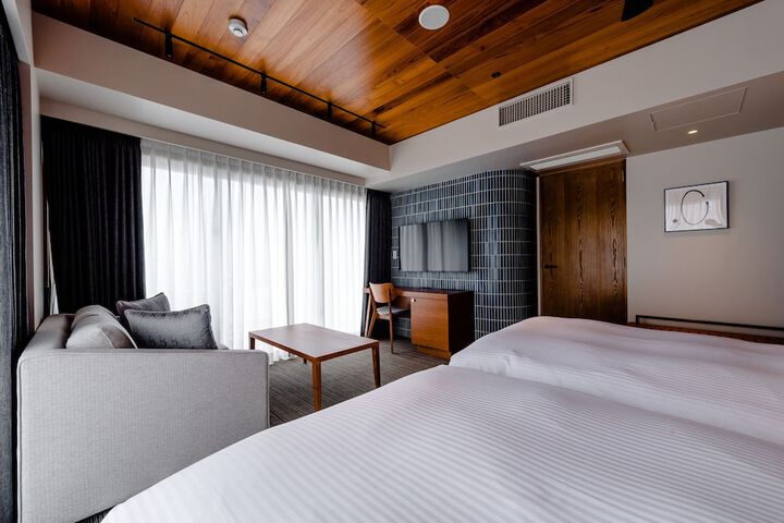 Room 13 of 113