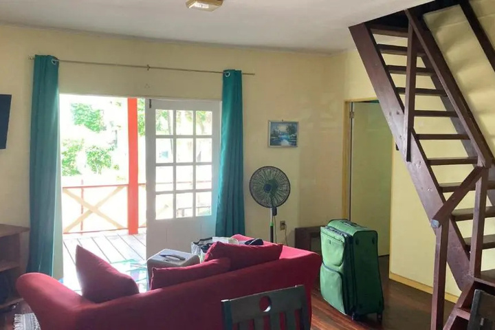 Room 3 of 11