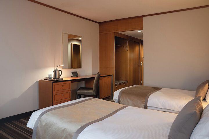Room 18 of 78