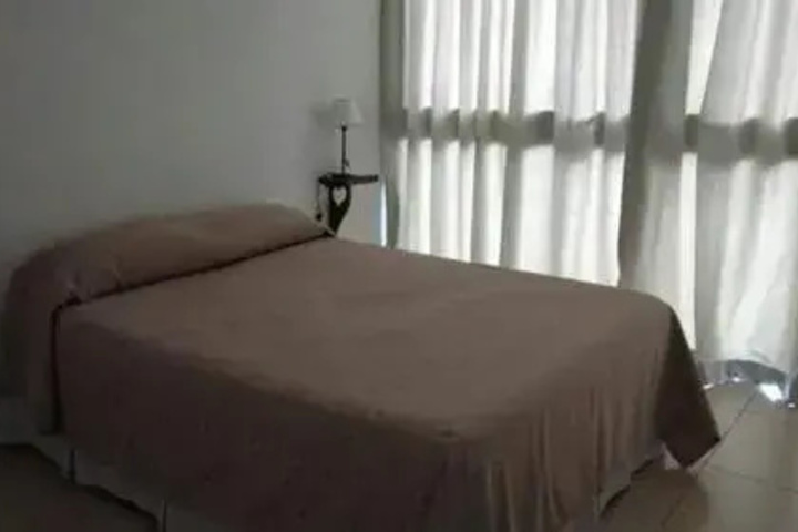 Room 5 of 19