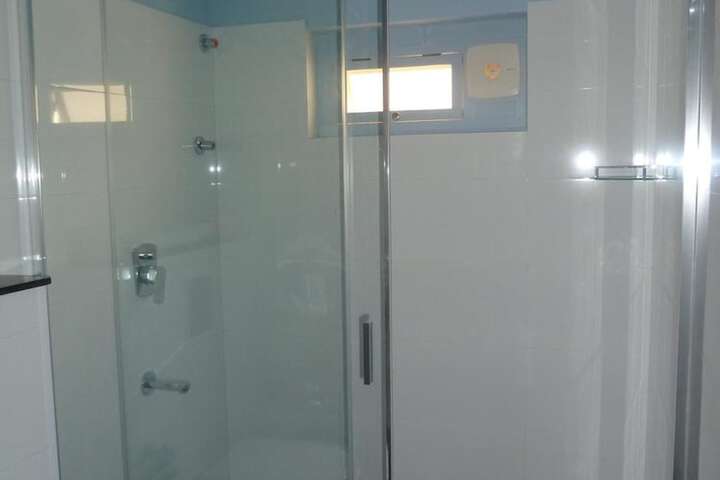 Room 22 of 38