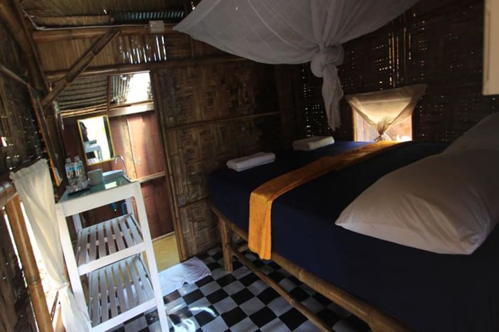 Room 7 of 31