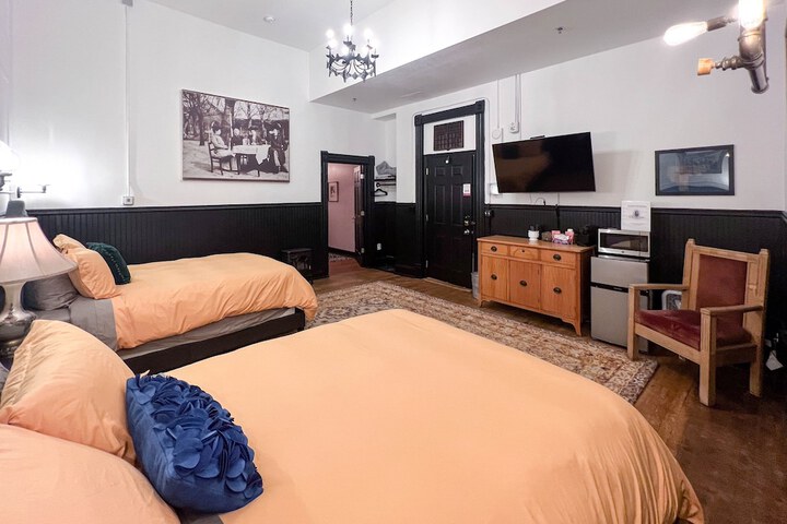 Room 7 of 139
