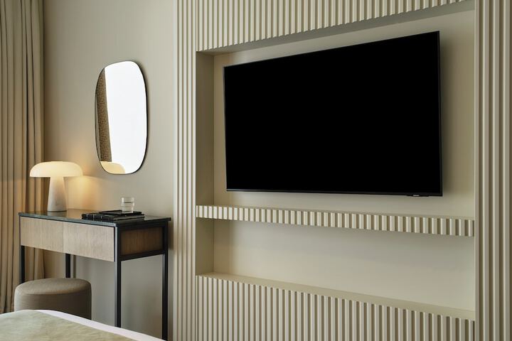 Room 85 of 247