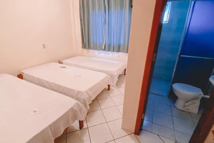 Room 25 of 44