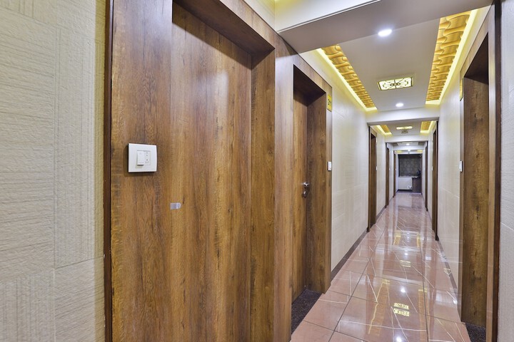 Hotel Interior 7 of 66