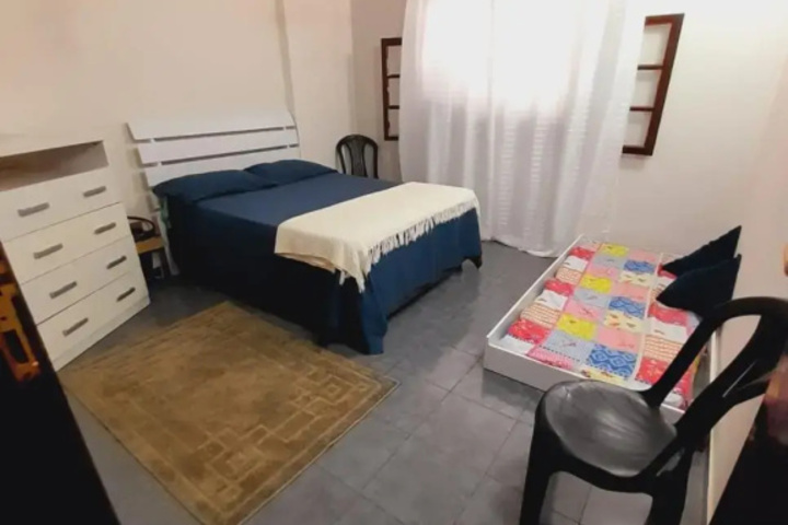 Room 4 of 17