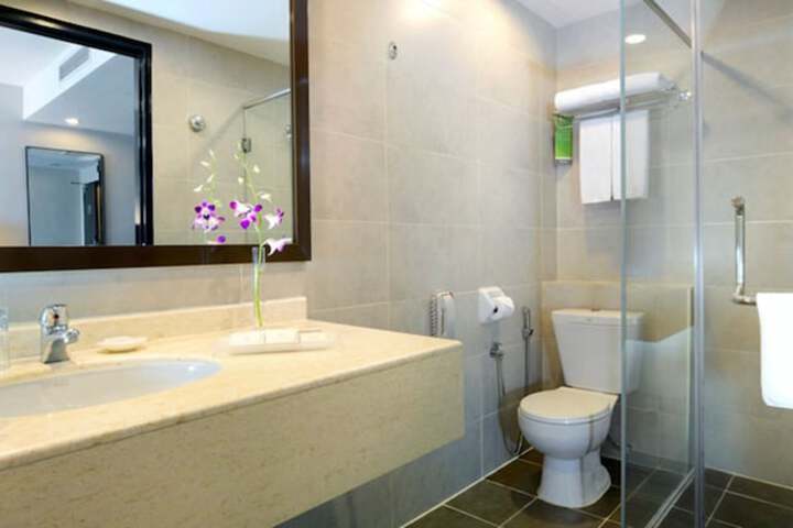 Clean Restrooms