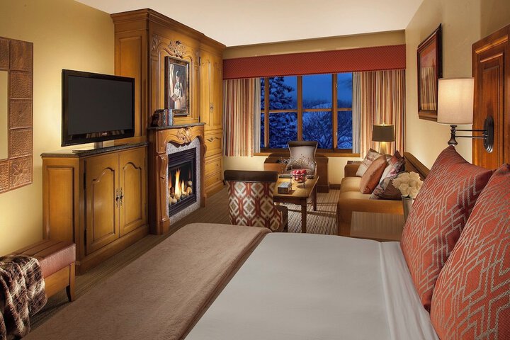 Room 6 of 28