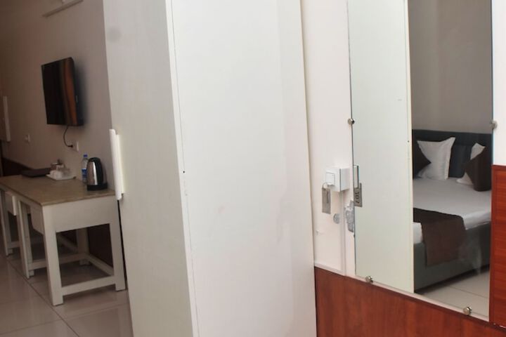 Room 12 of 59