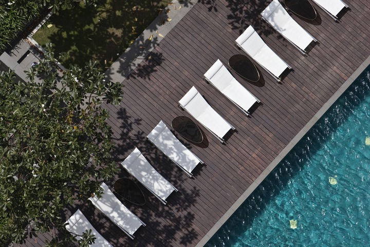 Pool 65 of 70