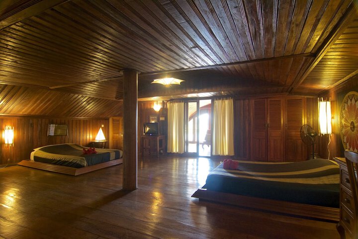 Room 17 of 74