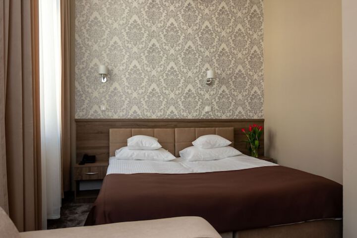 Room 10 of 55
