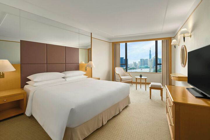 Room 34 of 128