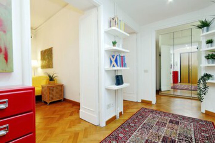 Room 6 of 20