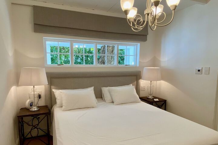 Room 10 of 46