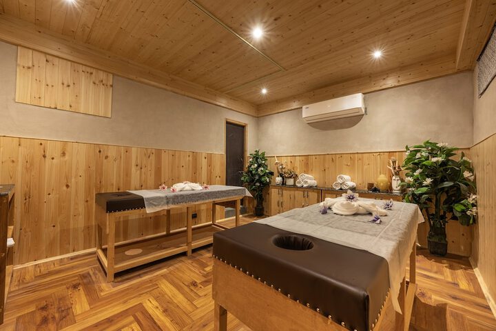 Spa 39 of 56