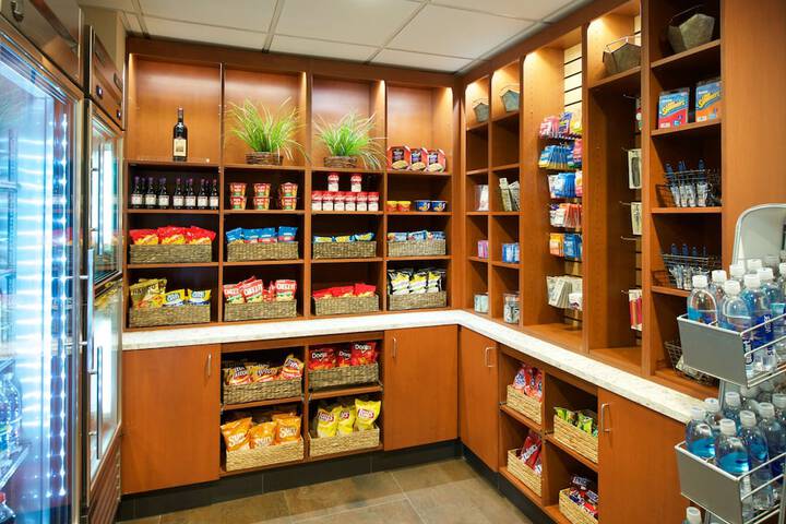 Snack bar