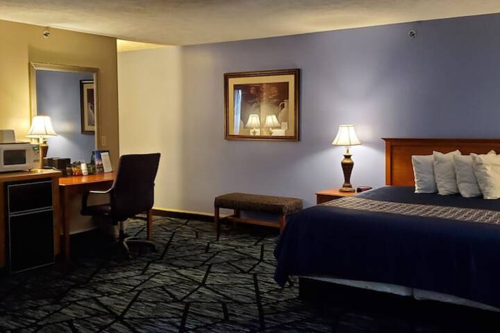 Room 22 of 53