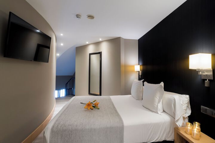 Room 44 of 110