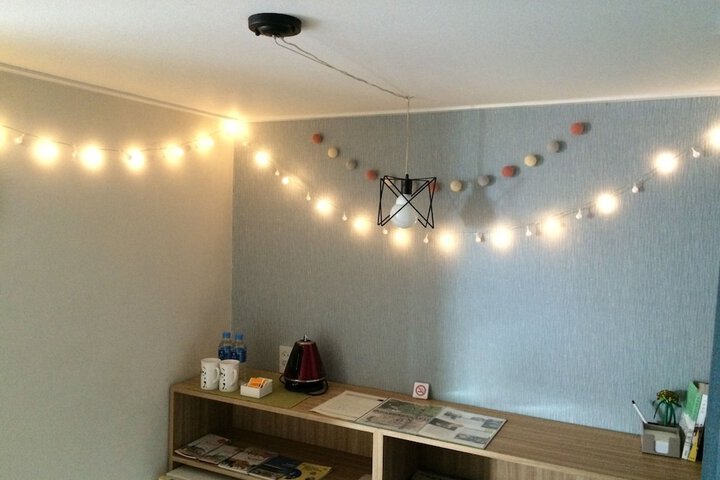 Room 7 of 68