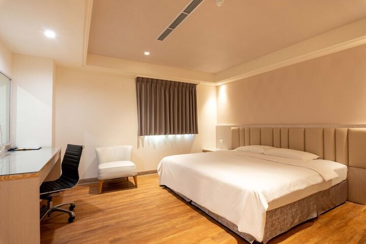 Room 44 of 128