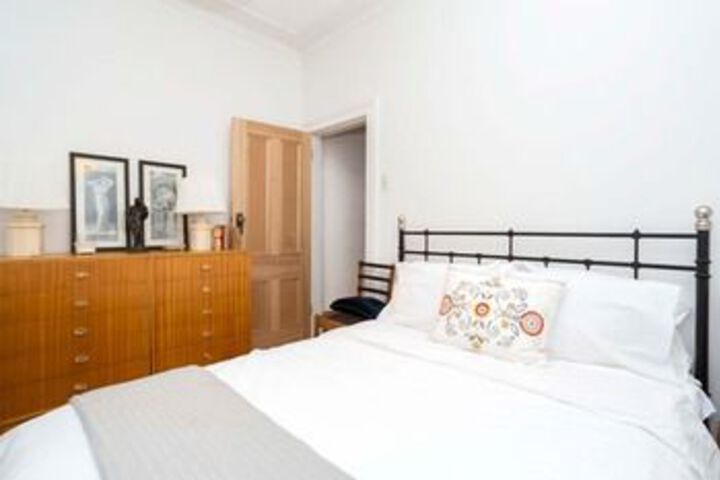 Room 5 of 21